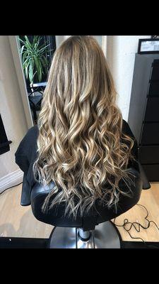 18" Tape-In Extensions 
By Cortney