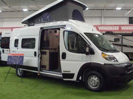 Winnebago Solis 59PX