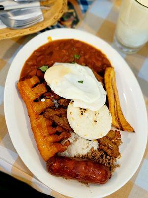 Bandeja Paisa