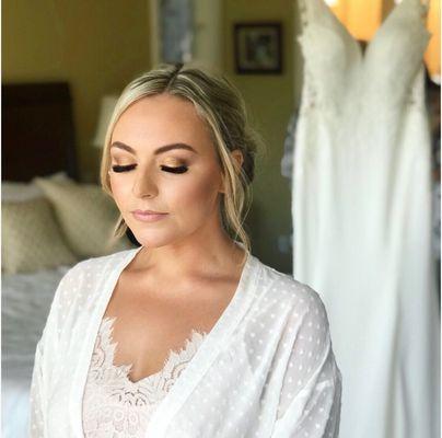 Russian volume lashes + bridal makeup!