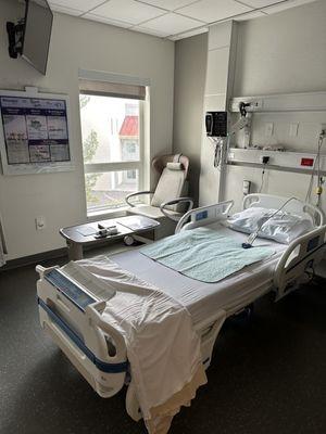 Remodeled surgical floor rooms