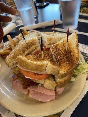 Triple -Decker Turkey Club Sandwich