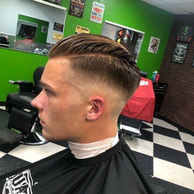 Mid Skin fade