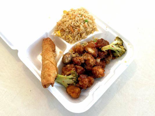 Lunch Special with General Tso Chicken, Fried Rice and Pork Egg Roll