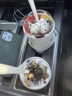 Cookie dough/Oreo small flurry and upside banana split