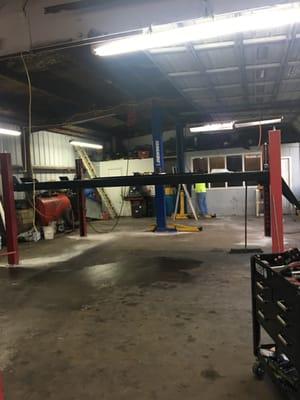 New four post lift. Shop is getting bigger and better. Thank you