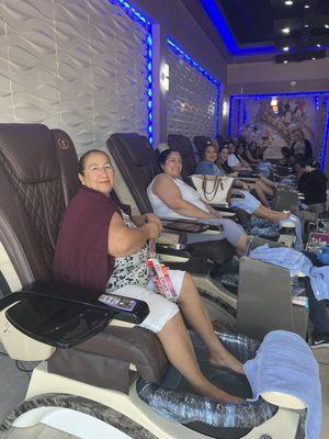 The Mothers also enjoying their pampering