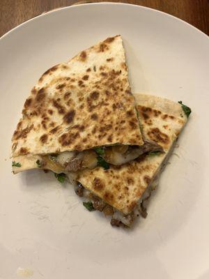 Asada quesadilla