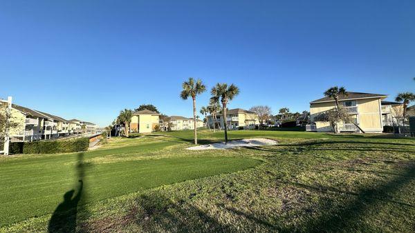 9-hole, par-3 golf course