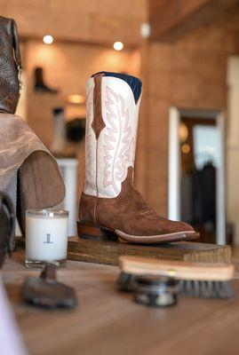 Lucchese Bootmaker