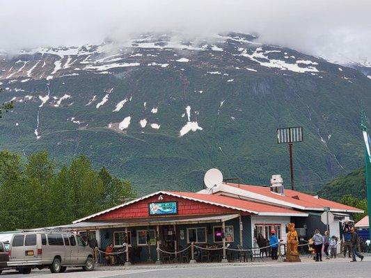 Front view of the Restaurant with a Beautiful background.