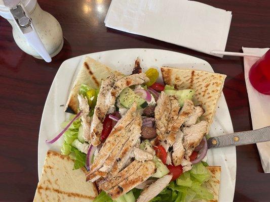 Greek Salad with Chicken