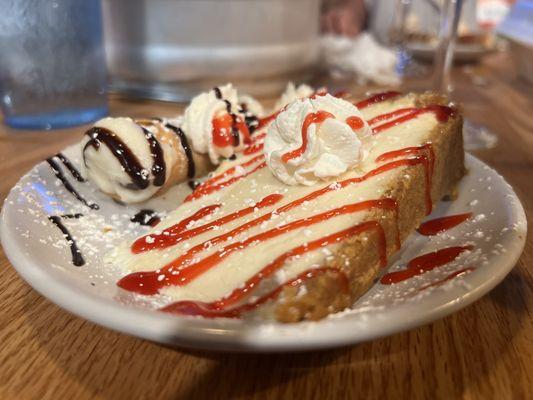 Mini Cannoli & NY Style Cheesecake Slice