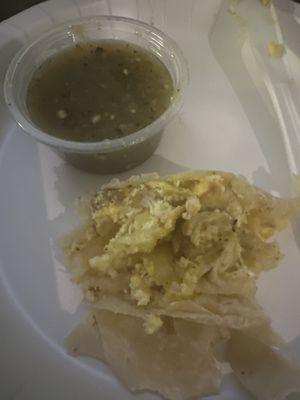 Breakfast burrito & verde salsa