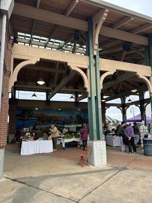 Open air farmers market