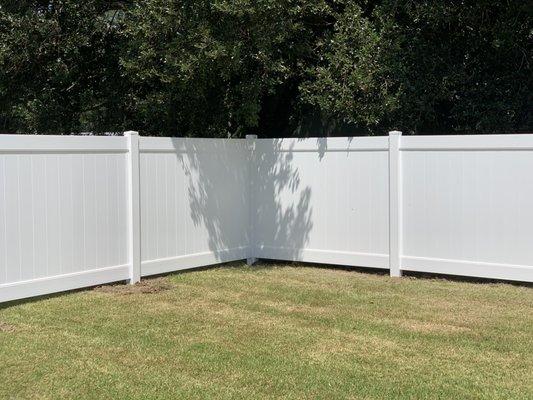 6ft Vinyl Fence