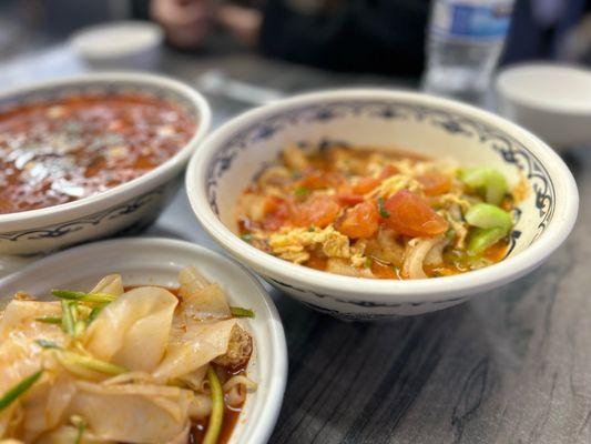 Special hot oil noodle w/tomato & eggs