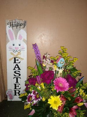 Easter arrangement mar21