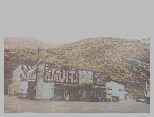 Across the street from the antique store is the old Aplets & Cotlets factory....fun stuff for a photo nerd like me