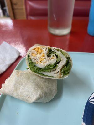 Turkey pesto wrap