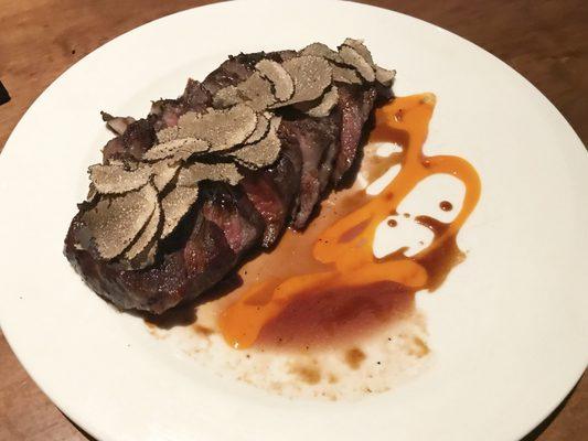 Steak and summer truffle