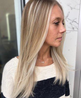 Low maintenance blonde for the summer!