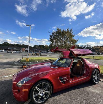 SLS AMG in for a basic detail on the interior and exterior