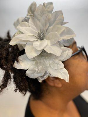 Nevermind the hectic hair. Fascinator is fascinating.