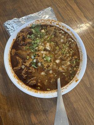 Menudo con pata