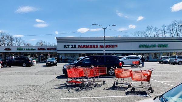 So hard to park here with carts scattered all over... plus you need to worry about them hitting your car...