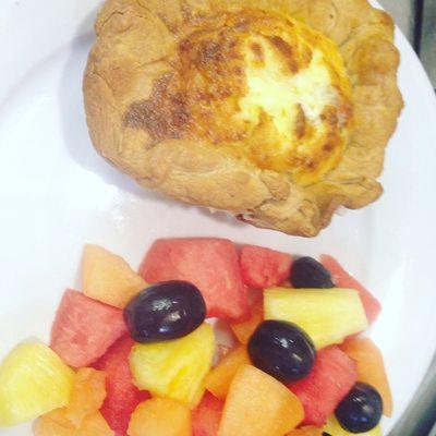 Quiche with fruit salad