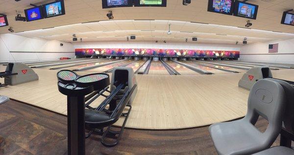 January 2017 - Pano of bowling lanes