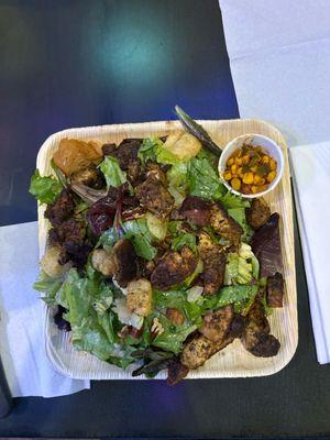 Flavorful House salad with blackened chicken