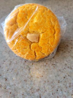 Almond cookie