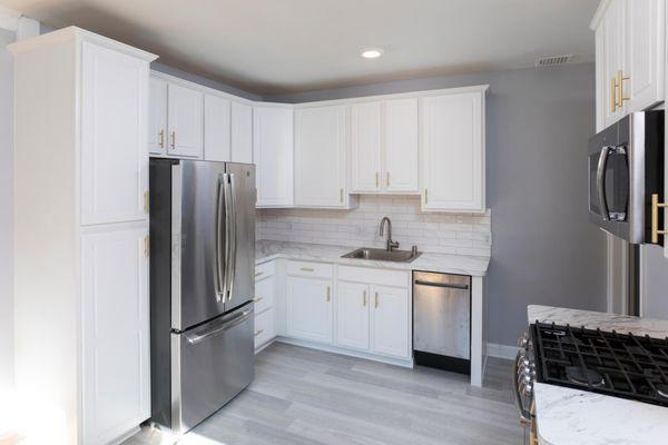 White Modern Kitchen