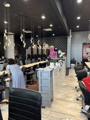 Nail salon