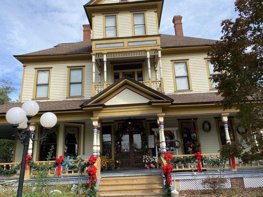 The front of the Coleman House