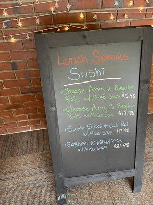 Lunch Specials still on the board at 4:30.