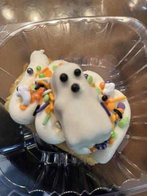 Halloween vanilla cake