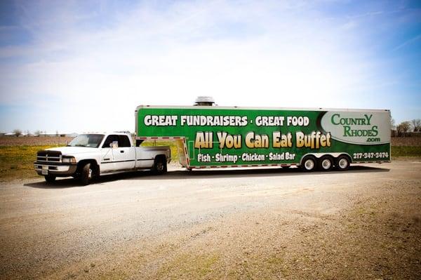 Mobile kitchen trailer