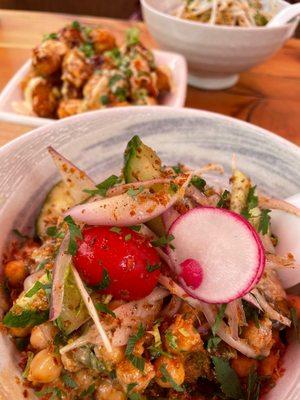 Harissa chickpea bowl