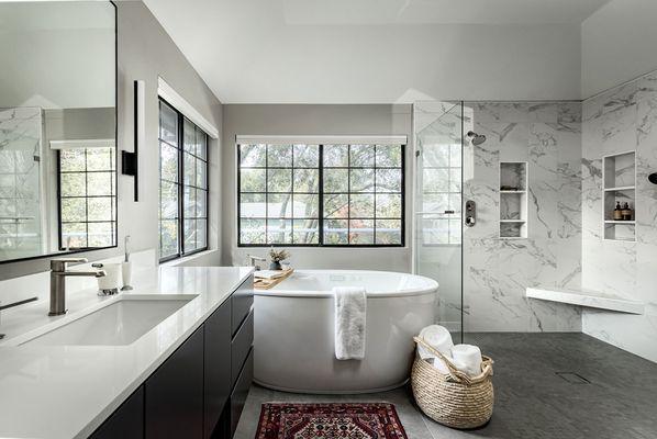 A contemporary primary bathroom remodel in Scotts Valley, CA