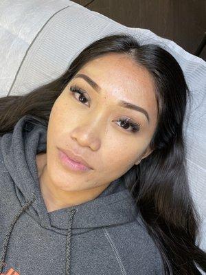 Light and soft ombré brows