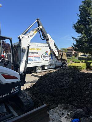 Commercial sewer repair outside of restaurant at 8' deep