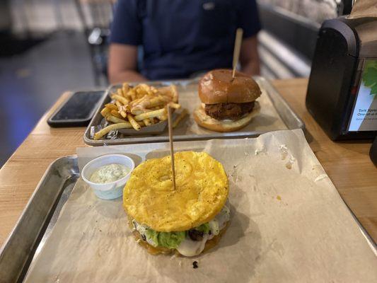 Tostone Burger and El crispy sandwich