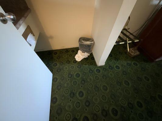 Dirty towel on floor left ?