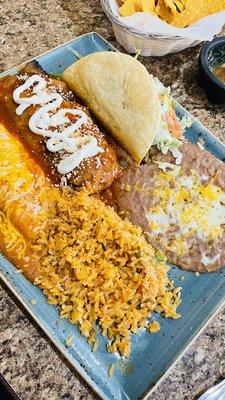 3 item combo with a taco, Chile relleno and a cheese enchilada.   and