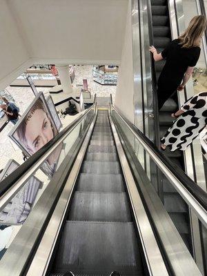 Dillard's Columbiana Centre Escalators