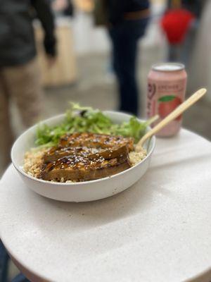 Tofu bowl with rice, salad & medium-spicy teriyaki glaze.