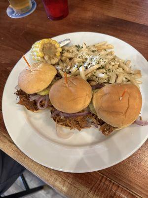 Pulled pork sliders